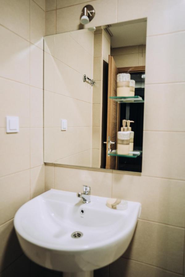 Sana Apartments オフリド エクステリア 写真