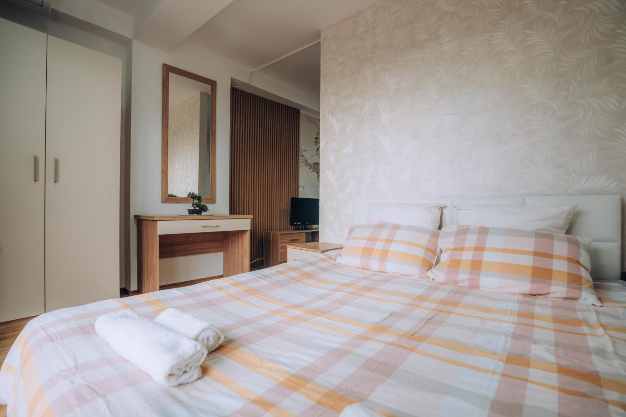 Sana Apartments オフリド エクステリア 写真