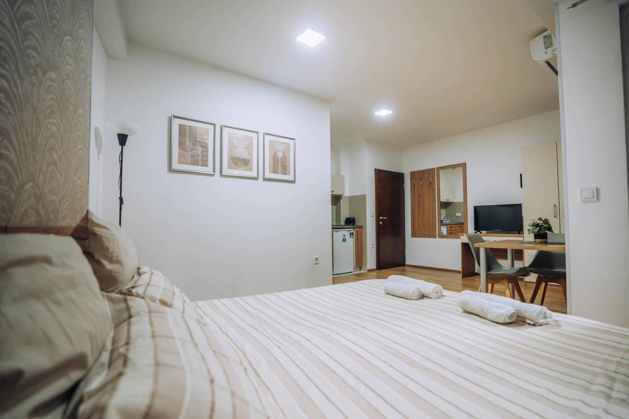 Sana Apartments オフリド エクステリア 写真